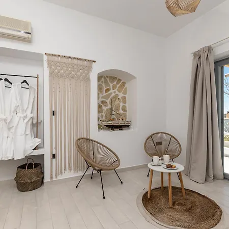 Touch Naxos Sunset Holiday home *